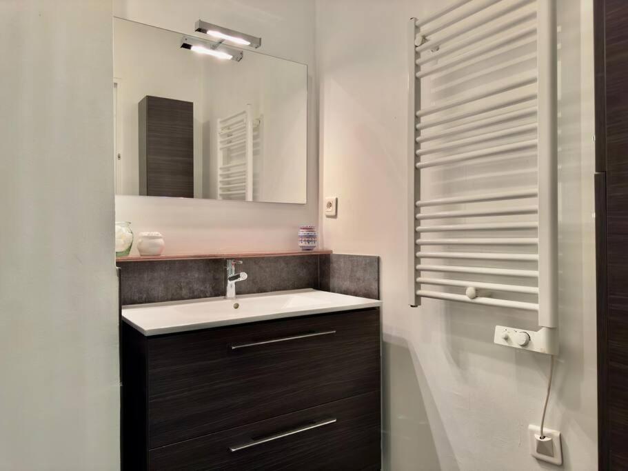 Maison Au Calme 2 Chambres Terrasse Clim Parking Gratuit 蒙彼利埃 外观 照片